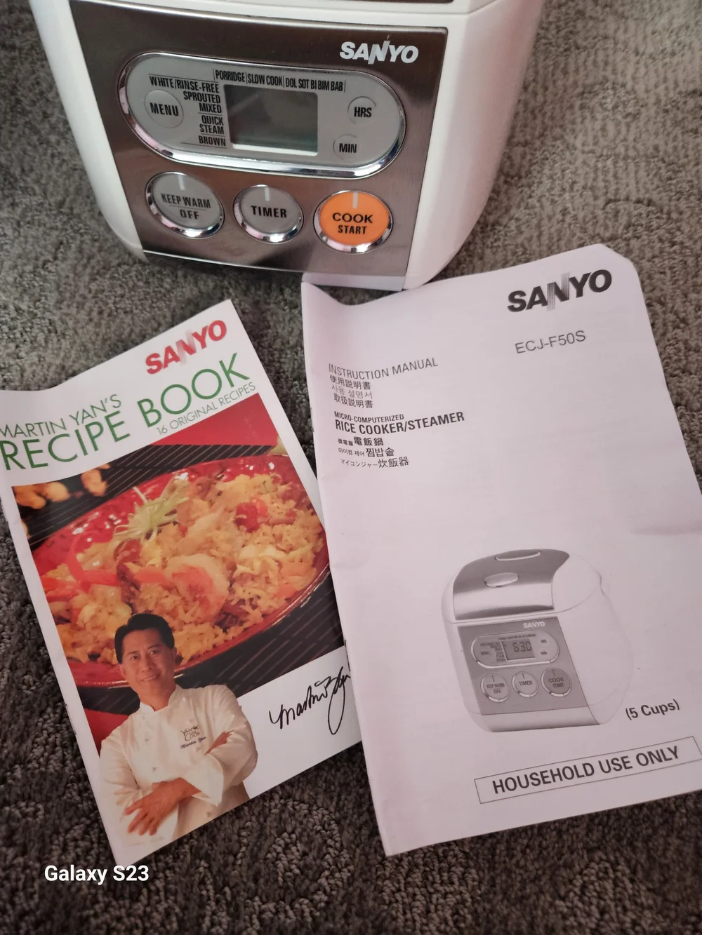 Sanyo - Micom Rice Cooker & Steamer - Off White 5 CUP ECJ-F50S